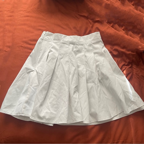 White Ruffle Skirt - Picture 1 of 3